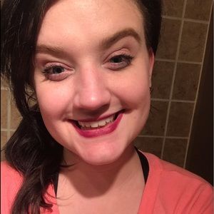 Meet your Posher, Sophia